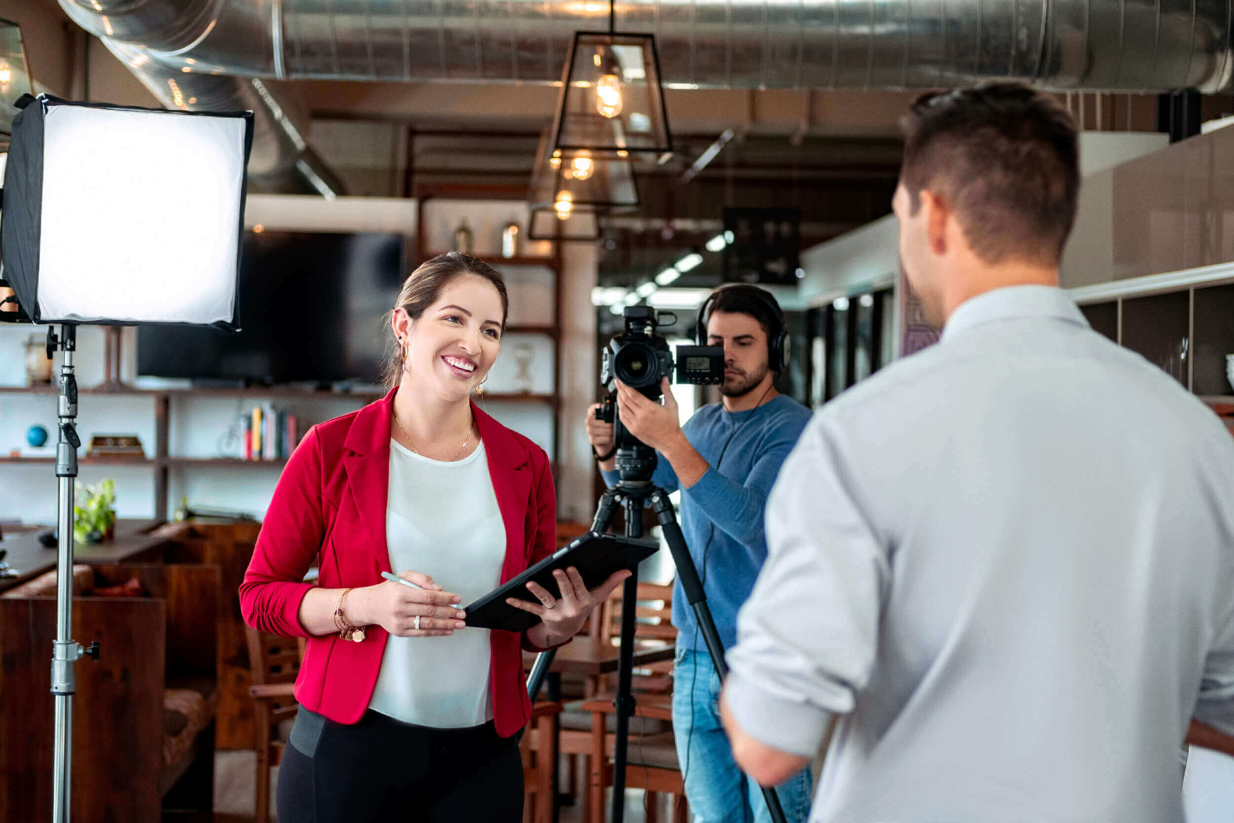 La mise en place d'une bonne stratégie vidéo pour votre entreprise peut promouvoir marque employeur