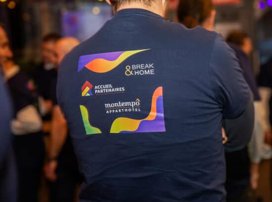 Captation événement team building accueil partenaires Paris 2026 — Mazette Studio